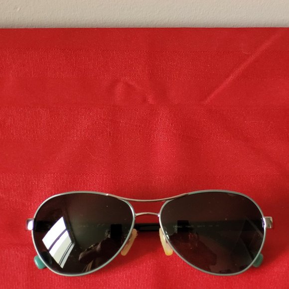 VINTAGE 1980'S, DKNY SUN GLASSES, MINT CONDITION!!! - Picture 2 of 6